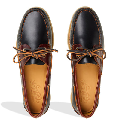 Gold Authentic Original™ 2-Eye Lite Boat Shoe Black Combo Men's Leather Sperry