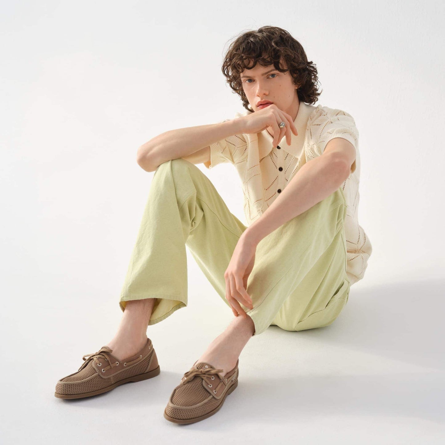 Helmsman Boat Shoe Taupe Sperry