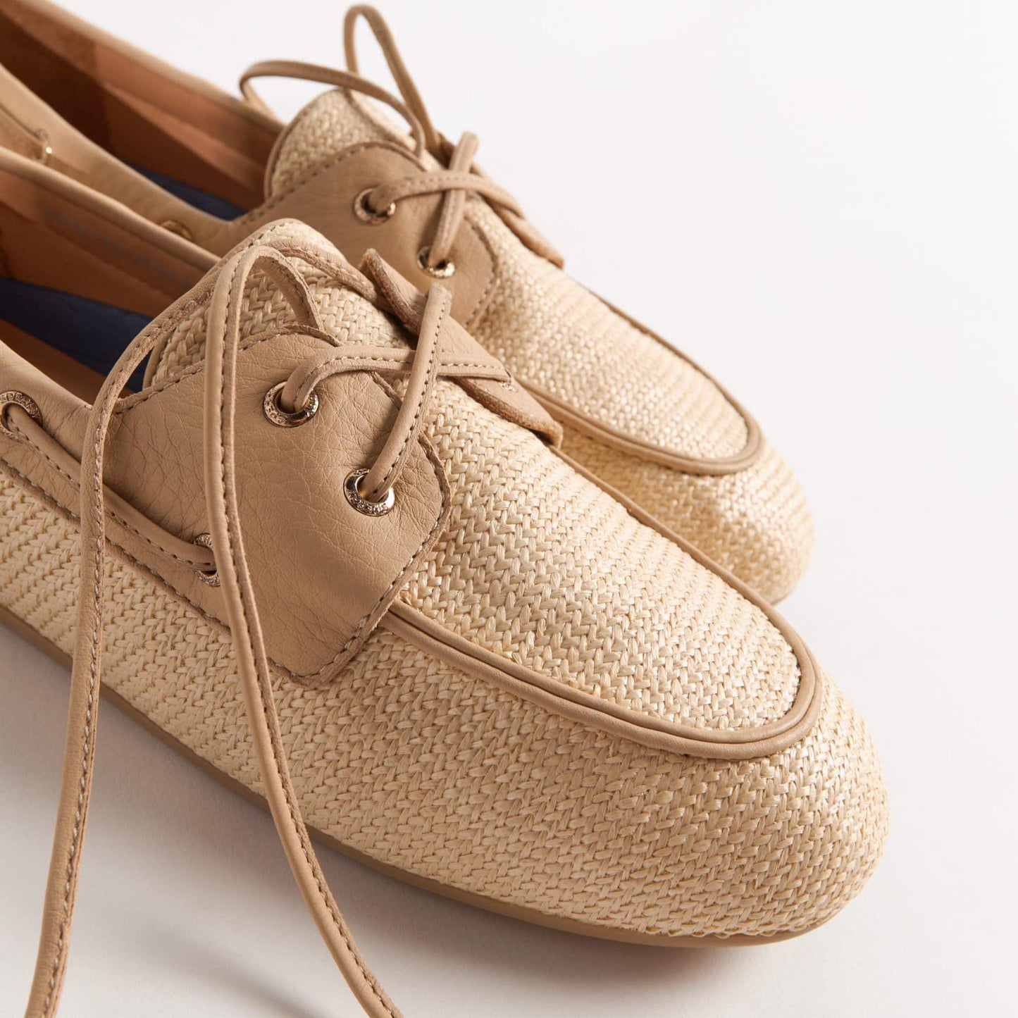 Slim Boat Shoe Natural Sperry