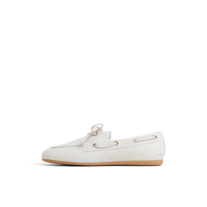 Sperry x Aritzia Slim Boat Shoe Cream Sperry