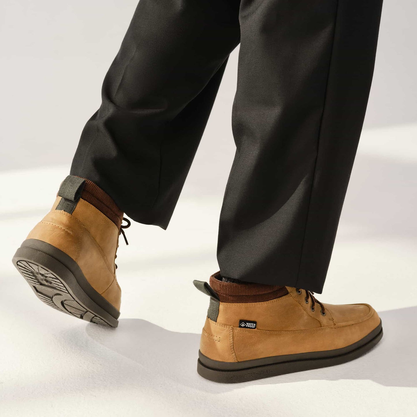 Tour Moc Mid Top Sneaker Tan Sperry