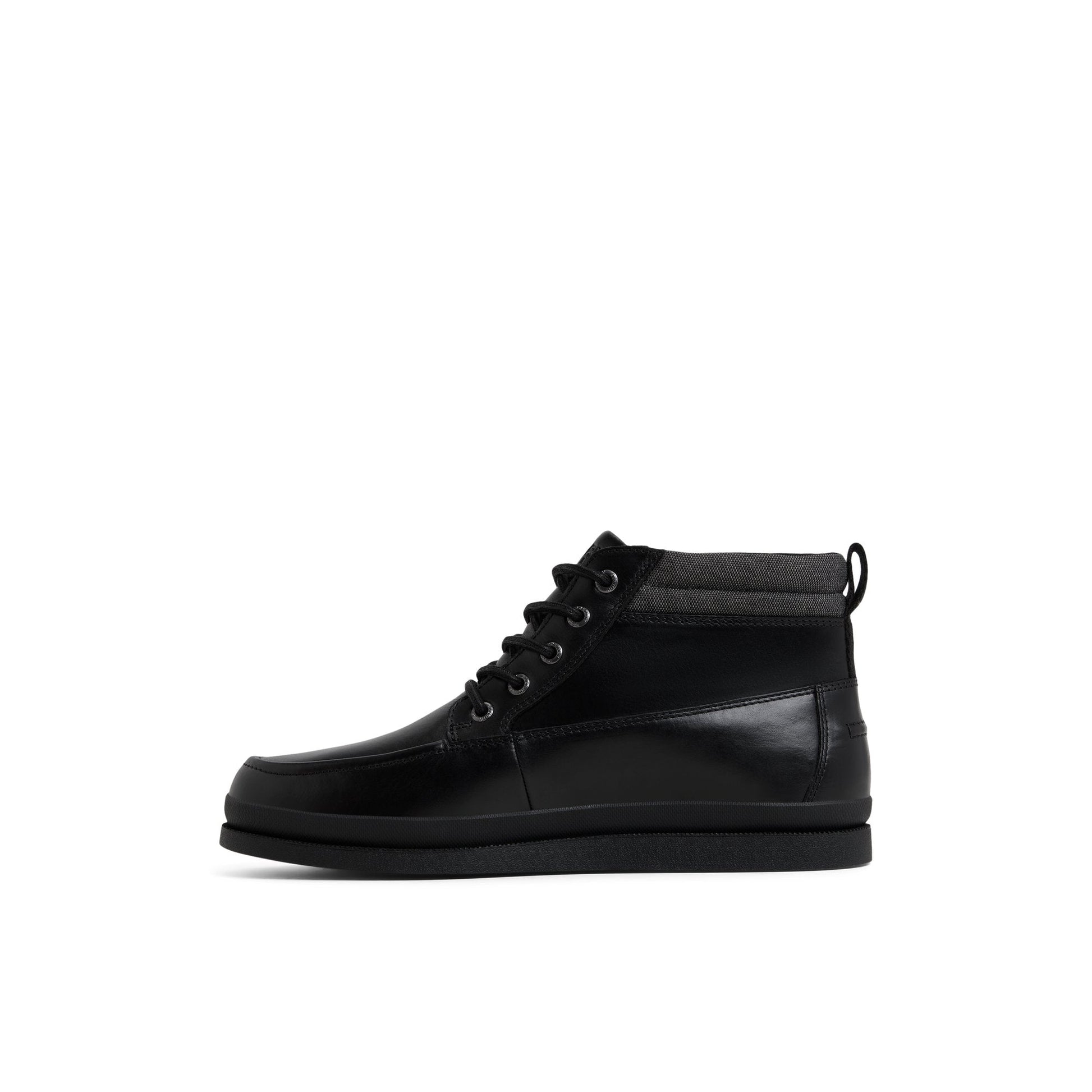 Tour Moc Mid Top Sneaker Black Sperry