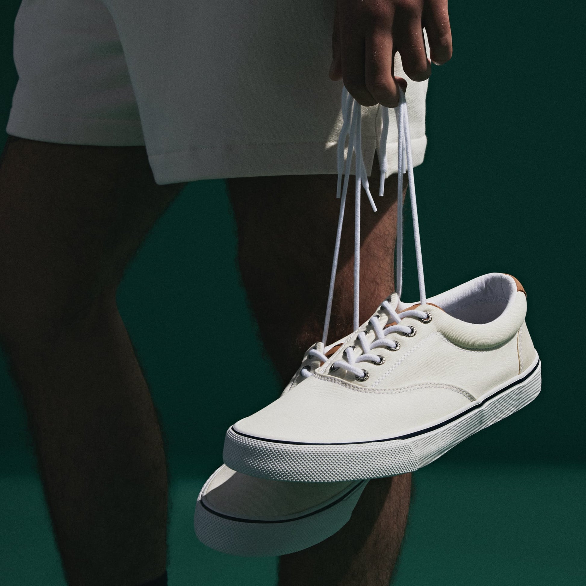 Striperii tx White Unisex Sneakers Sperry